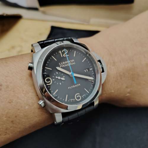 🔥罕見已停產Panerai PAM 524 Luminor Flyback Chrono，三文治面復古黃字44mm，新淨...