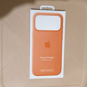 iPhone 17 pro max 保護殼橙色