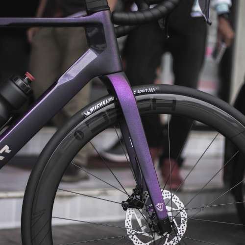 JAVA VOLATA SHIMANO 24速 油剎 碳刀碳纖維公路車 送水架前後蛙燈