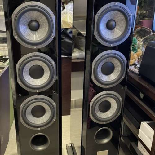 代友出售：新淨 Focal 826W 特别版  黑色