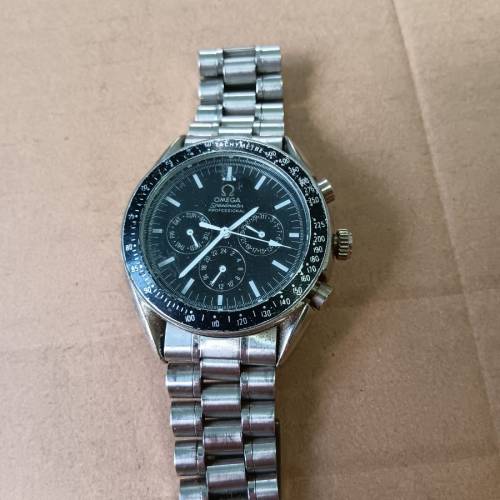 Omega 自動機械錶