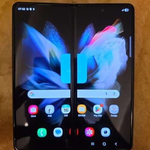 Samsung Galaxy Z Fold 3(請看內文）