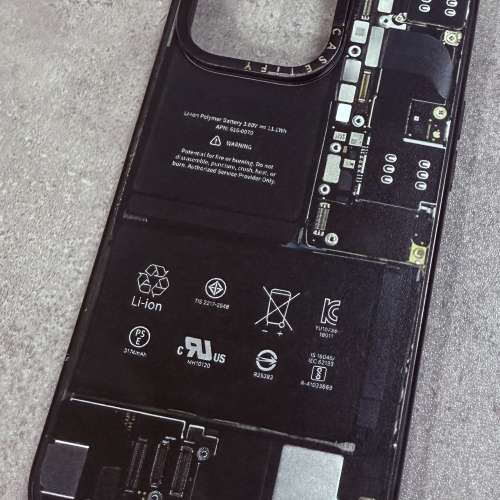 CASETiFY iPhone 15 Pro Max 只有套🤣