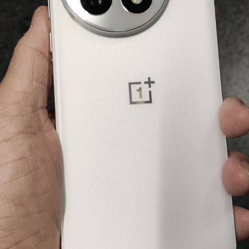 One Plus 13 24+1T 國行 白色 有保到12月底