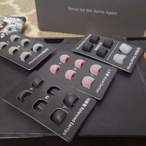 Cayin/凱音 YB-04 四單元動鐵HIFI入耳式耳機 全套有盒99%新