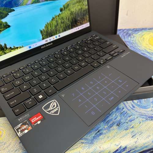 (重量只有1KG❤️‍🔥超輕薄Zenbook🔥) Asus Zenbook 13寸 2.8K OLED Mon AMD Ryze...