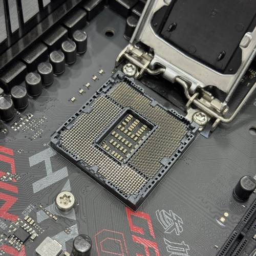 ROG STRIX Z390-H + G.Skill Trident Z RGB DDR4-3200 16G(2*8g)