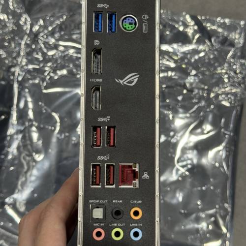 ROG STRIX Z390-H + G.Skill Trident Z RGB DDR4-3200 16G(2*8g)