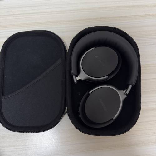 Bose qc ultra￼