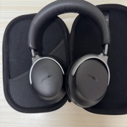 Bose qc ultra￼