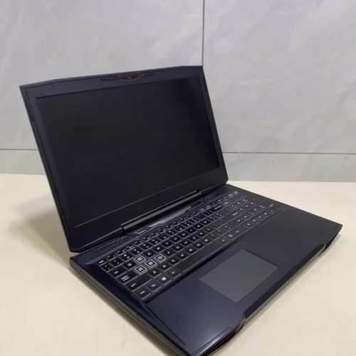 本 i7 7700處理器 16G 記憶體➕2TB SSD固態硬， Gtx 1050 4g獨顯 80多萬魯大師 功能...