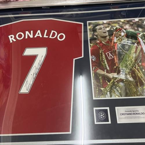 正版曼聯C朗親簽衫（有證書）