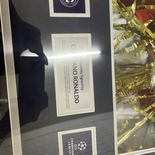 正版曼聯C朗親簽衫（有證書）