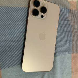 iphone 16 Prp Max 256GB (原色鈦金屬） 電池94% 保養22/9 可少議 有意PM
