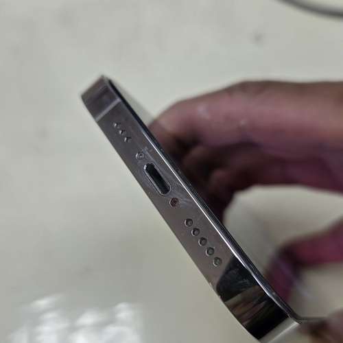 iPhone 13Pro 128GB白色, 9成新無損花, 電池正常最大86%, 馬鞍山站自取