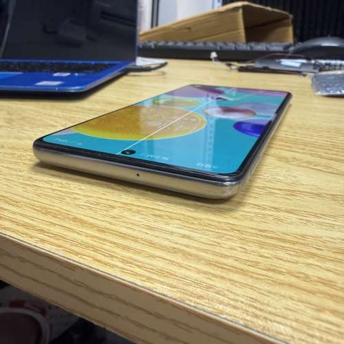 [瑕疵平售] Samsung Galaxy A71 (8 + 128 GB / 八核心 / Android 13) SM-A715F