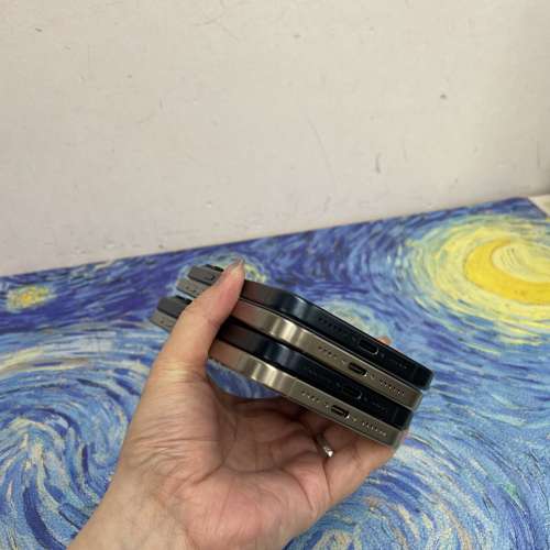 💖超抵價大螢幕Apple iPhone 15 pro max 💖/香港行貨/Apple iPhone 15 Pro Max/藍色...