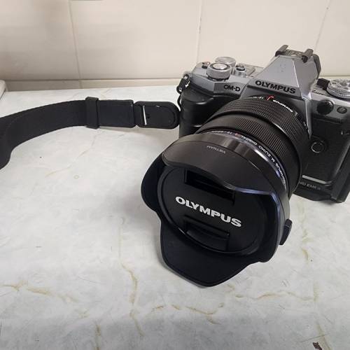 olympus em5ii + 12-40 2.8 不散放