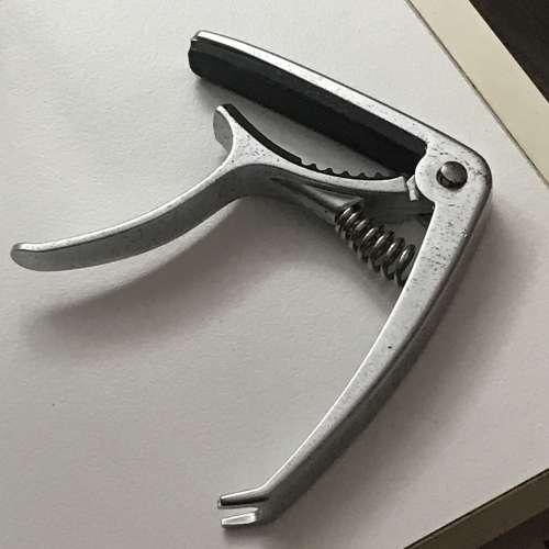 平民品牌古典吉他