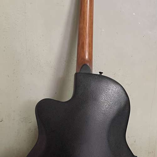 Kmbeley Guitar 電木結他