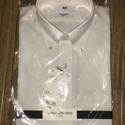 Uniqlo恤衫