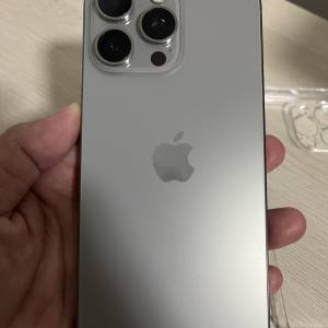 iPhone 15pro max 512gb港行原色鈦金屬，冇修冇拆，所有功能正常！