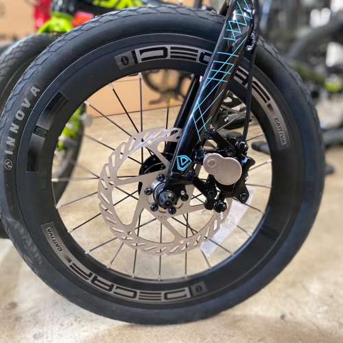 2025 新款 JAVA X2 7速 油剎 16吋349鋁合金折叠車 送水架前後蛙燈