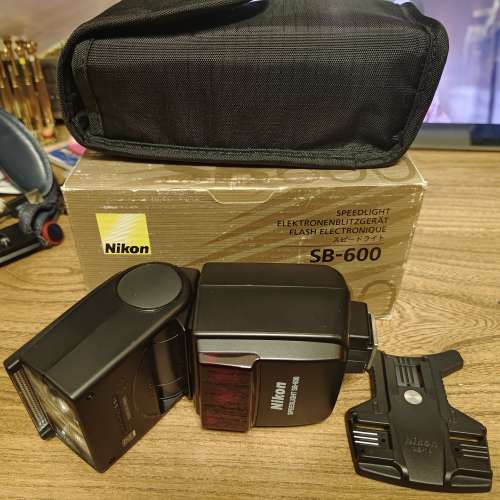 Nikon 50mm F1.8, SB-600, Nissin i40, FlashQ Q20II