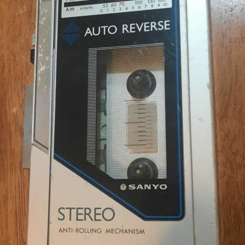 Sanyo walkman 8成新，正常運作