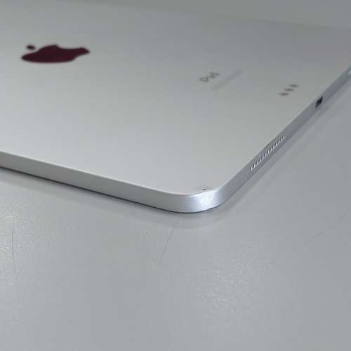Apple iPad Pro 11吋 256GB wifi 2018 連 Magic keyboard 及 Apple pencil 2