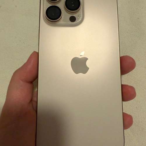 96% 新iPhone 16 pro max 沙漠色鈦金屬色 256gb |96% New iPhone 16pro max 256gb