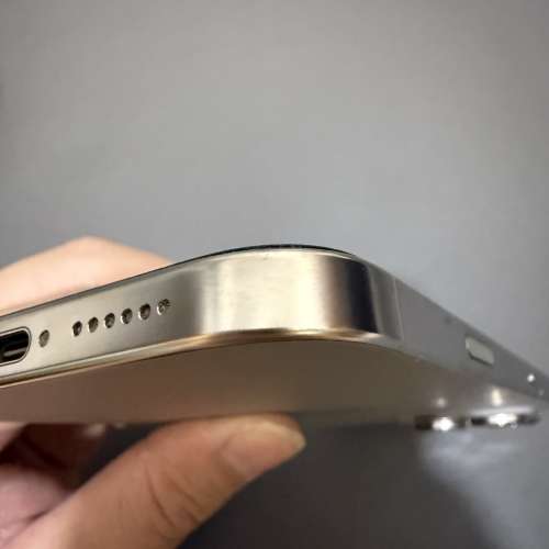 Iphone 16 pro max 原色