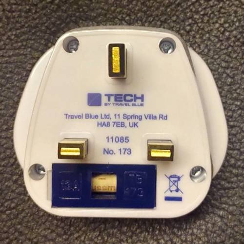 Tech by travel blue 13A/250V~香港轉換插蘇