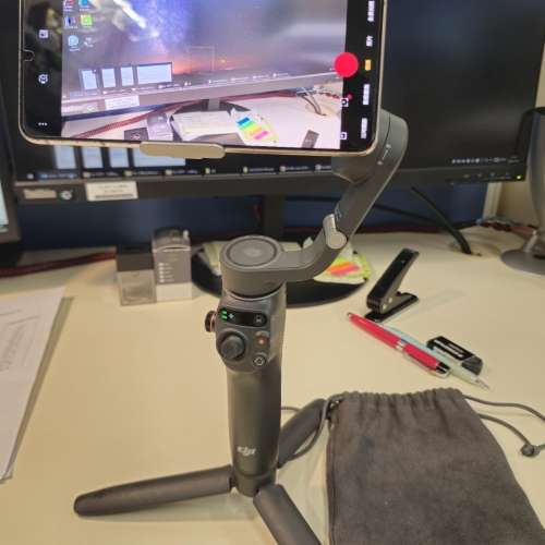 DJI OM 6 Osmo Mobile 6 手機穩定器 (大疆，雲台）