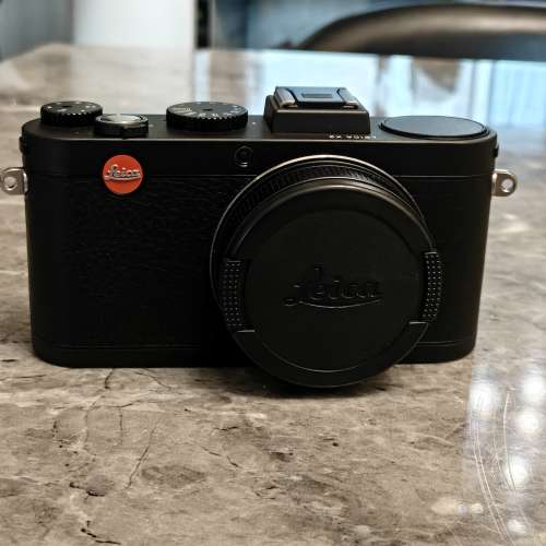 Leica x2