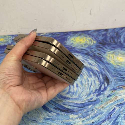 （💛超靚沙色💛香港行貨，新款Apple iPhone 16系列💖)電子之家，超多高質靚iPhone❤...