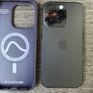 iPhone 14pro 128gb,港行極新，電池健康度88，冇修冇拆，所有功能正常！不議價！