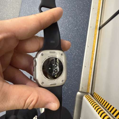 Use Apple Watch Ultra 2 （睇圖）