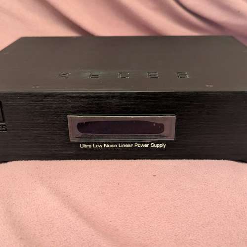 KECES P8 線性電源供應器