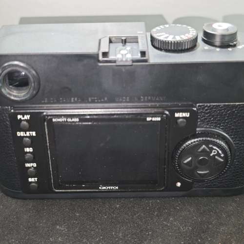 LEICA M Monochrom 徠卡 M9 10760 有盒冇單有證有說明書 有外紙皮盒 1電一充連肩帶 ...