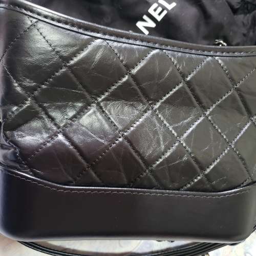 CHANEL  gabrielle 牛皮肩背袋黑色 98%新 .可以交換其他手袋錢包用。