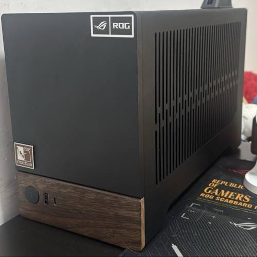 99%新 Fractal Design Terra 黑色機箱 + NH-L12S 貓頭鷹風冷