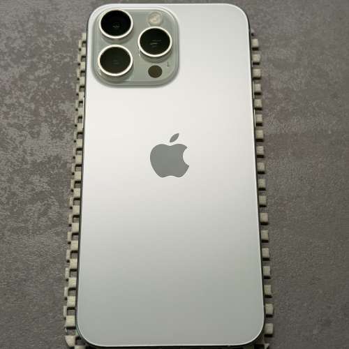 iPhone 15 pro max 512GB 白色 電93%