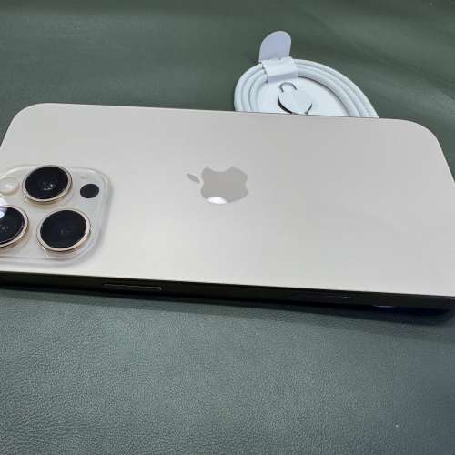 99%New iPhone 16 Pro Max 1TB 金色 香港行貨  電池效能90% 有配件 自用首選超值