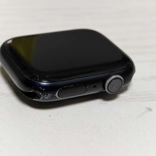 apple watch series 9 45mm GPS 黑色，機身較花，全正常，錶+叉電器 荃灣交收，$1580