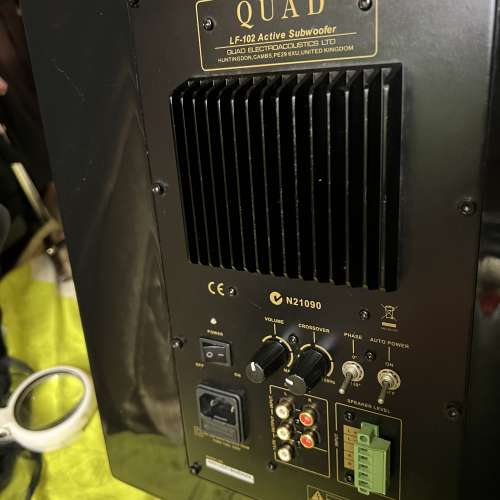 旗艦 QUAD  LF-102 英國超低音喇叭(新淨）