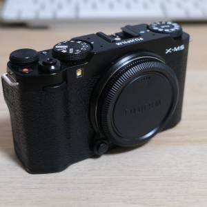 Fujifilm X-M5 富士 XM5 黑色 行貨有單，保養至2026年3月