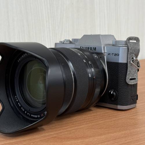 Fujifilm X-T20 w/ Fujifilm FUJINON XF16-80mmF4 R OIS WR