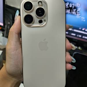 Iphone 16 pro 金色 256 97%電健康
