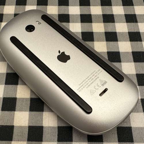 Apple Magic Mouse 2 滑鼠 白色 行貨 95%新 非常少用和新淨 只是玻璃面有使用痕跡 ...